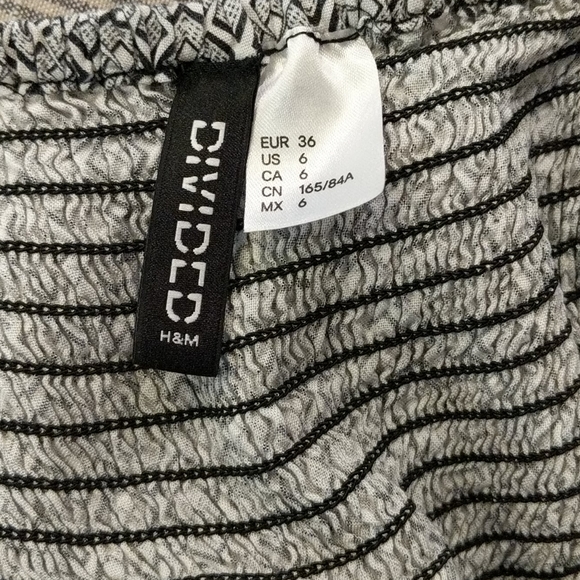 Divided by H&M Printed Dress - Picture 4 of 4